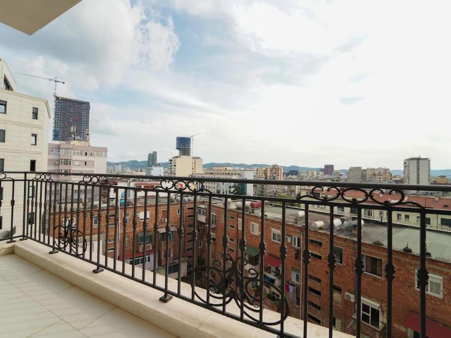 Apartament 31°bs*citycenterview Tirana